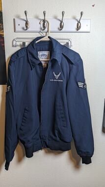 DSCP Men's U.S. Air Force Jacket Size 42L